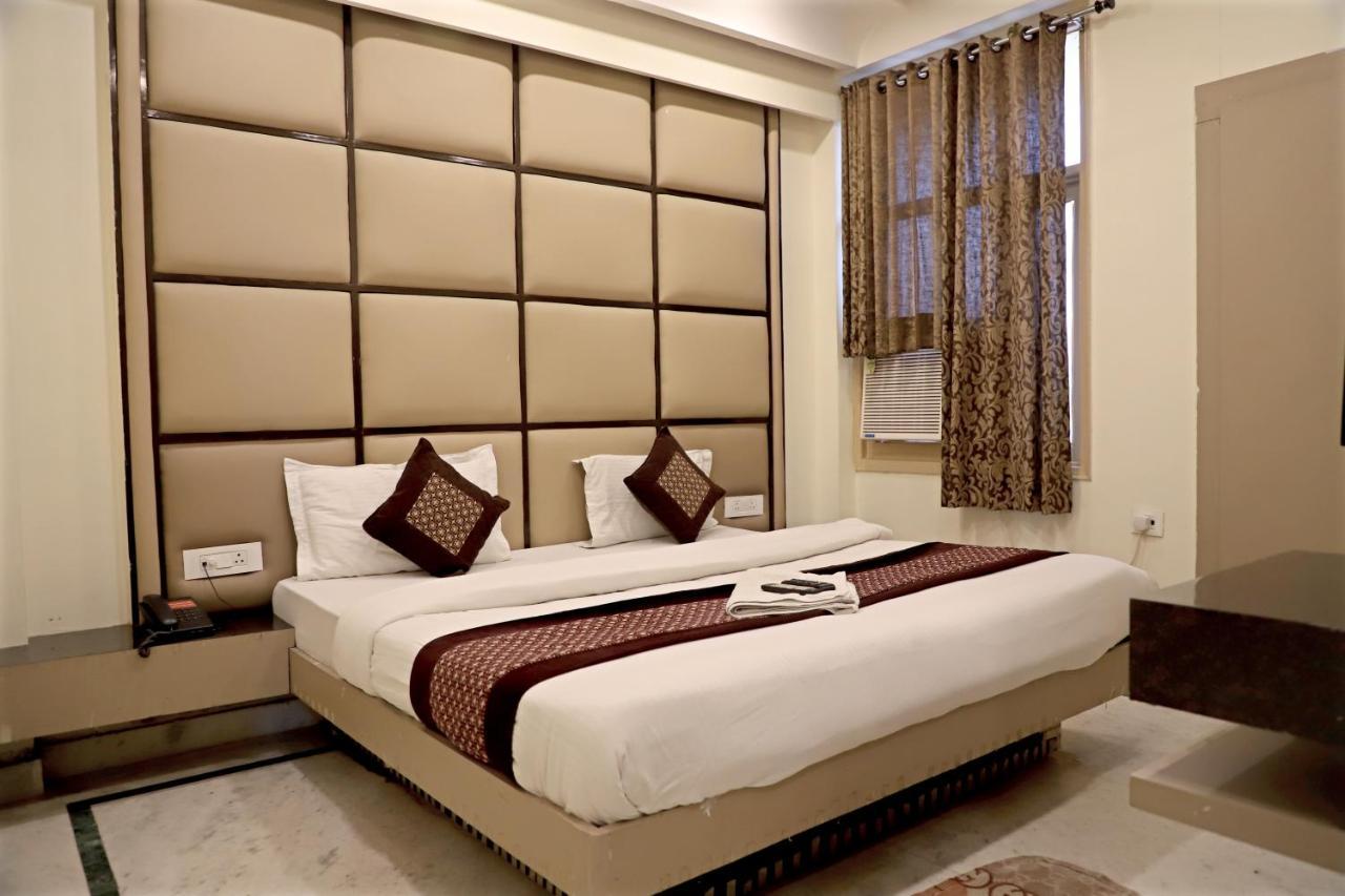 Hotel Klick International At "5 Min Walking " From New Delhi Railway Station Eksteriør billede