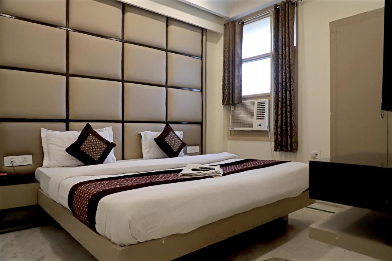 Hotel Klick International At "5 Min Walking " From New Delhi Railway Station Eksteriør billede