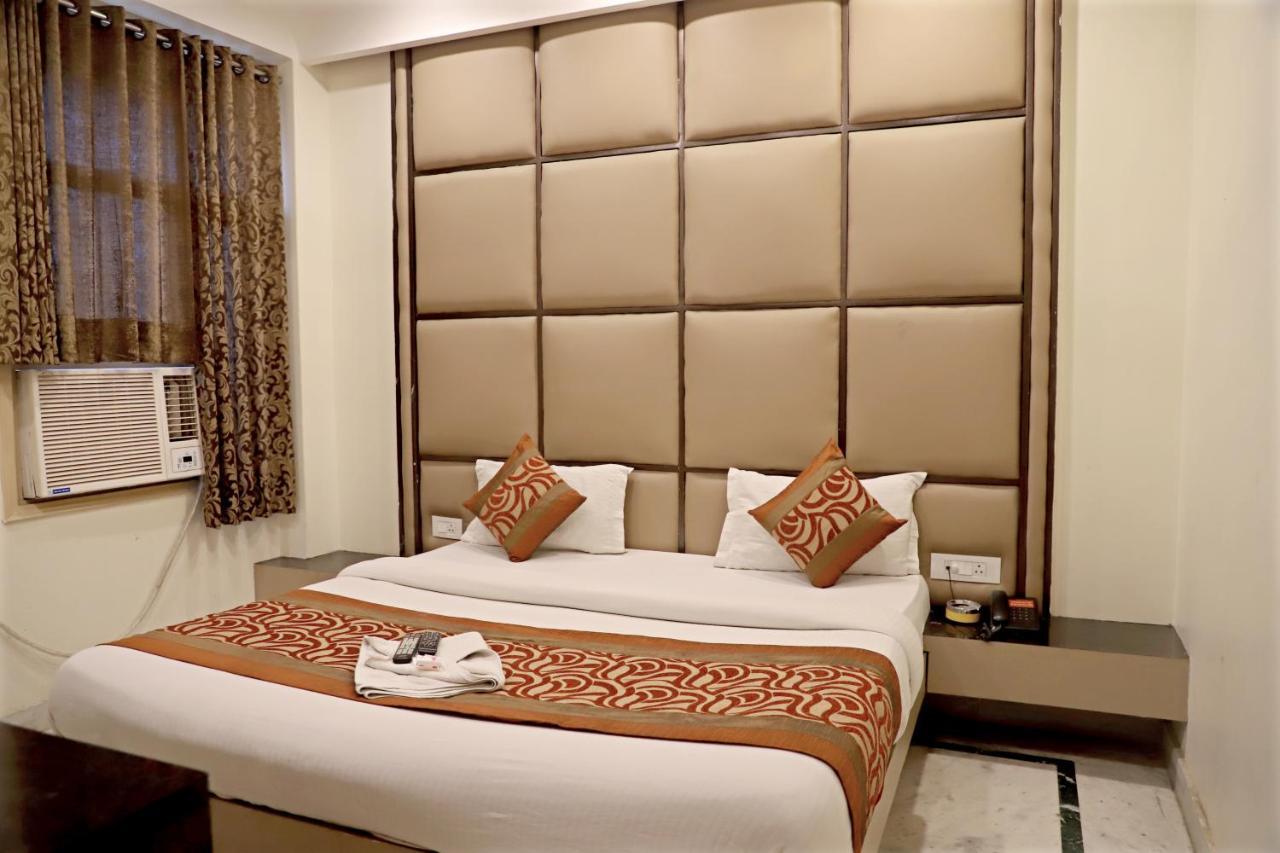 Hotel Klick International At "5 Min Walking " From New Delhi Railway Station Eksteriør billede
