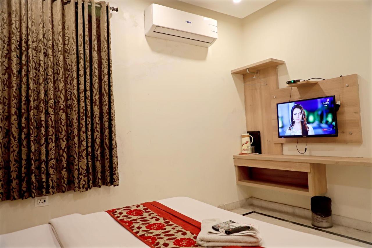 Hotel Klick International At "5 Min Walking " From New Delhi Railway Station Eksteriør billede