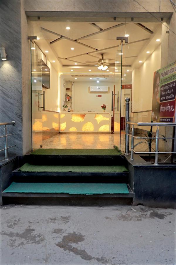 Hotel Klick International At "5 Min Walking " From New Delhi Railway Station Eksteriør billede